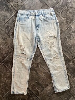 REFUGE Light Blue Acid Wash Distressed Boyfriend Urban Streetwear Coastal Jeans